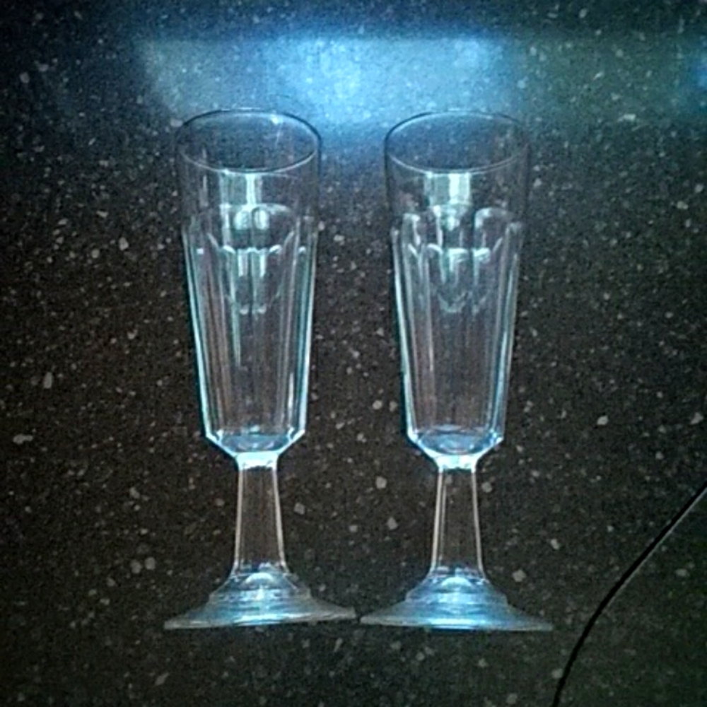 Wine glases.